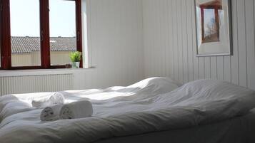 Quarto casal clássico, 1 quarto, banheiro compartilhado | 1 quarto, berços (sobretaxa), Wi-Fi de cortesia