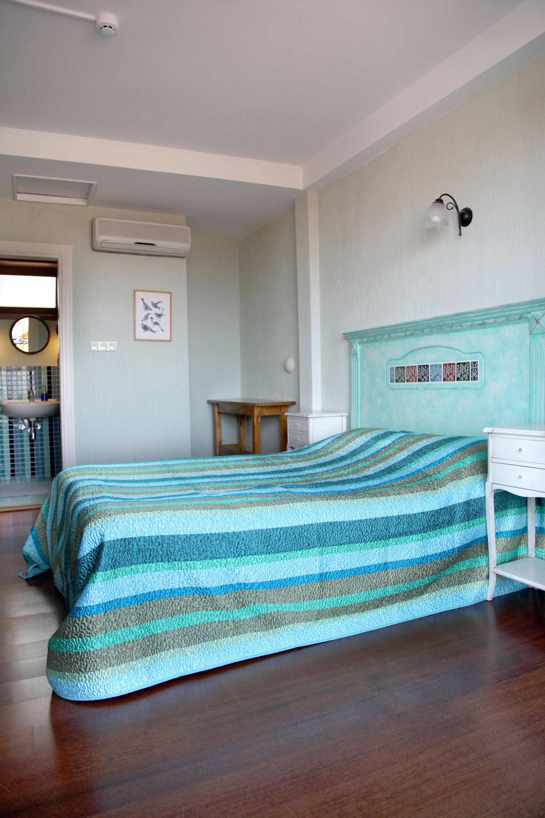 Soundproofing, iron/ironing board, free WiFi, bed sheets