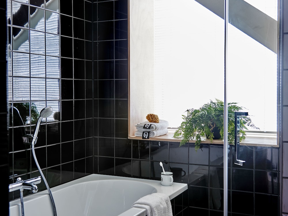 Q-Factory Hotel by null