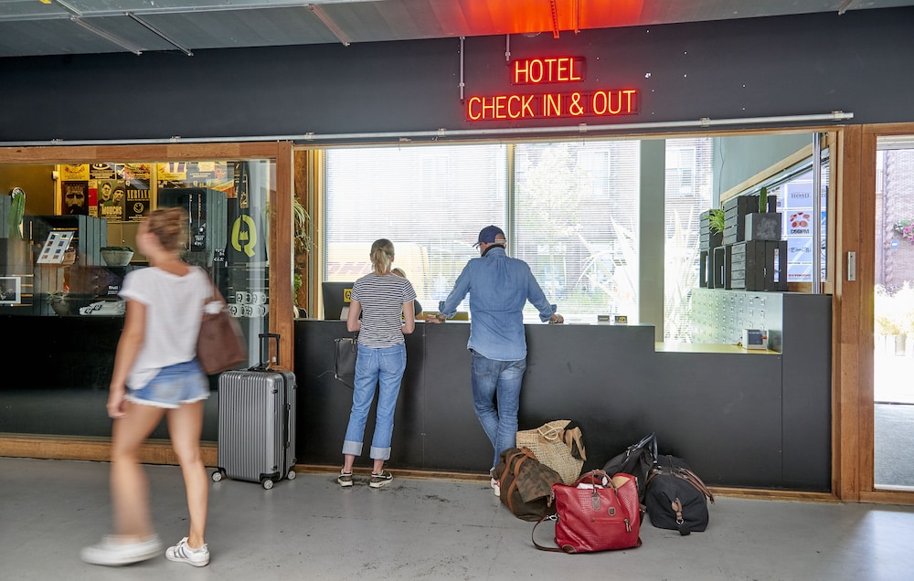 Q-Factory Hotel by null