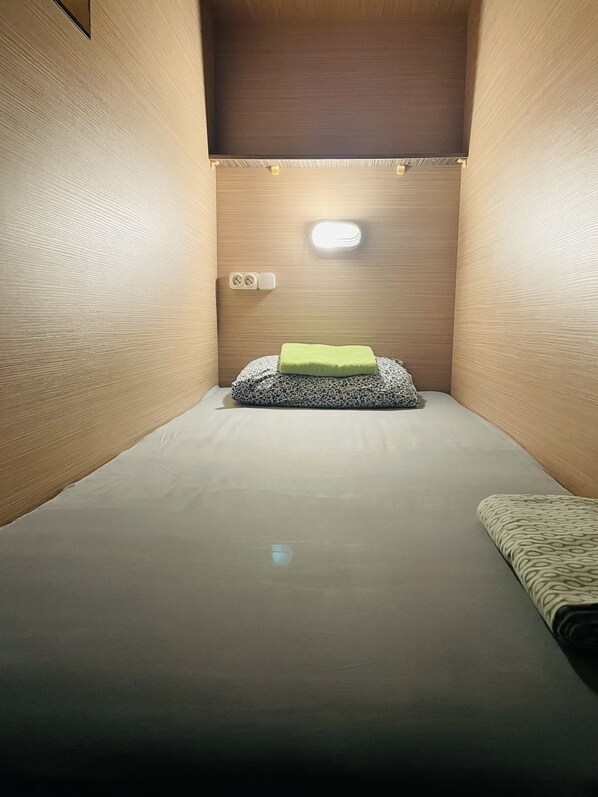 Double Room - Capsule | Free WiFi