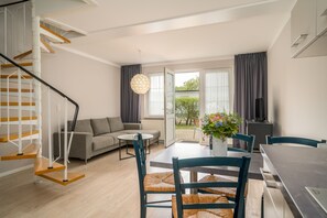 Maison, 1 chambre, terrasse | Coin séjour