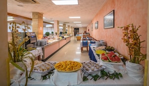 Tägliches inbegriffenes kontinentales Frühstück