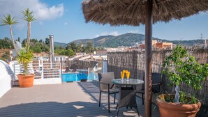 Sun deck - Checkin Montpalau (Pineda de Mar)