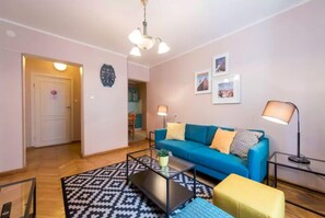 Apartment, 1 Schlafzimmer, Küche | Wohnzimmer | Flachbildfernseher, Kamin