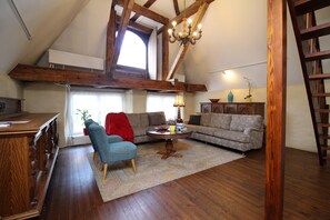 Apartment, 1 Bedroom, Kitchen | Living room