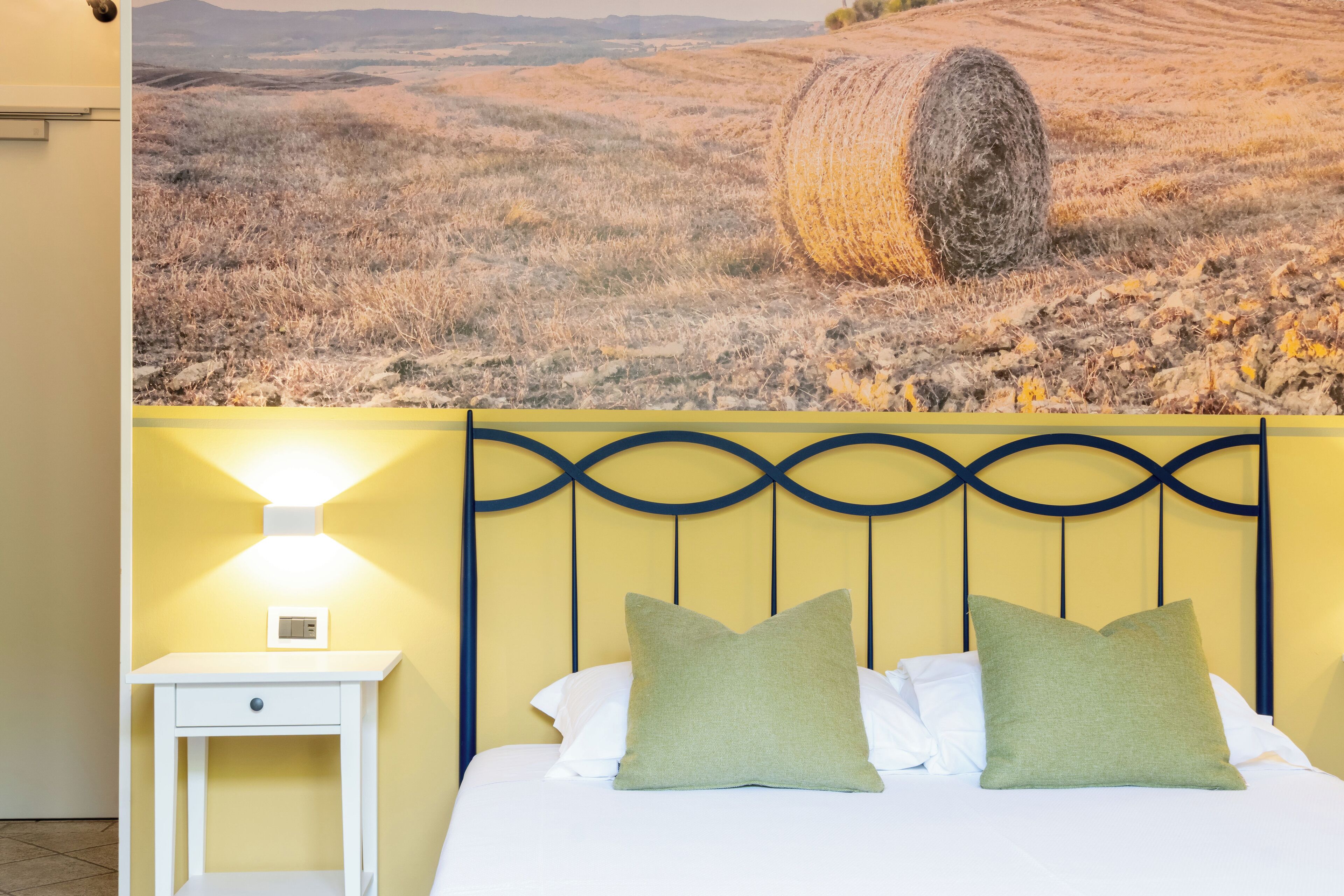 Standard-Doppelzimmer, 1 Doppelbett, Gartenblick | Hochwertige Bettwaren, Minibar, individuell dekoriert