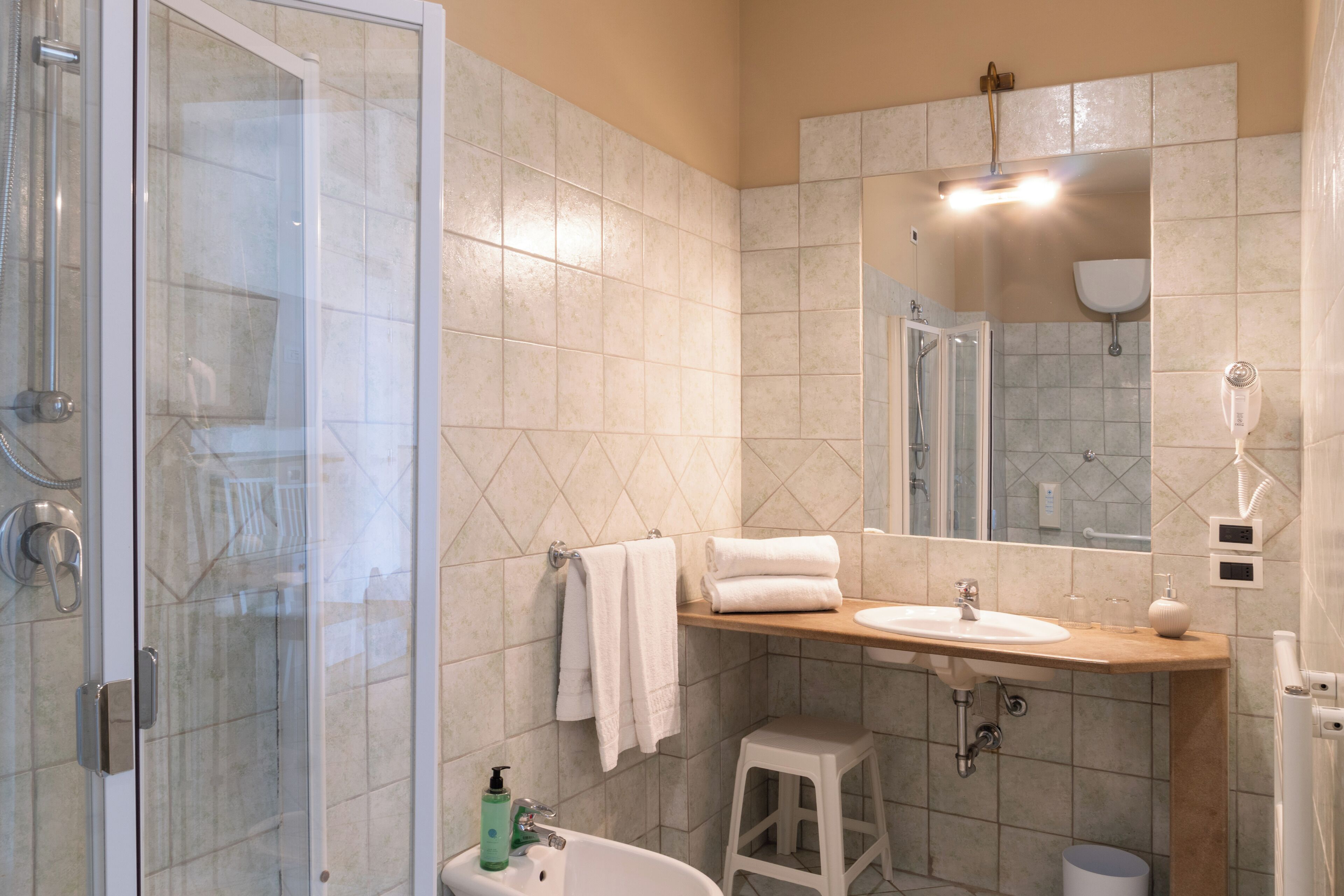 standard double room, 2 single beds, garden view | bathroom | shower, rainfall showerhead, eco-friendly toiletries, hair dryer