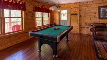 Cabin, 3 Bedrooms, Mountain View, Mountainside | Room amenity