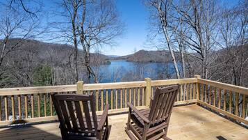 Cabin Premium, 4 phòng ngủ, lò sưởi, quang cảnh hồ | Ban công