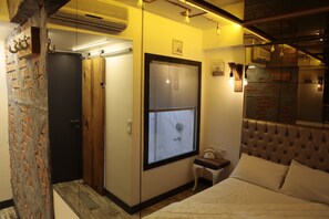 Exclusive Double Room, City View | Desk, free WiFi, bed sheets - Hotel Cagla Pinar (Izmir)