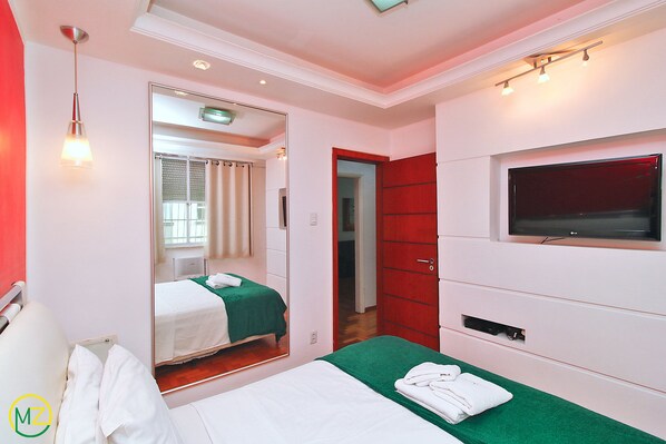 Economy Apartment, 2 Bedrooms, Kitchen | 2 bedrooms, iron/ironing board, free WiFi, bed sheets - MZ Apartments Duvivier (Rio de Janeiro)