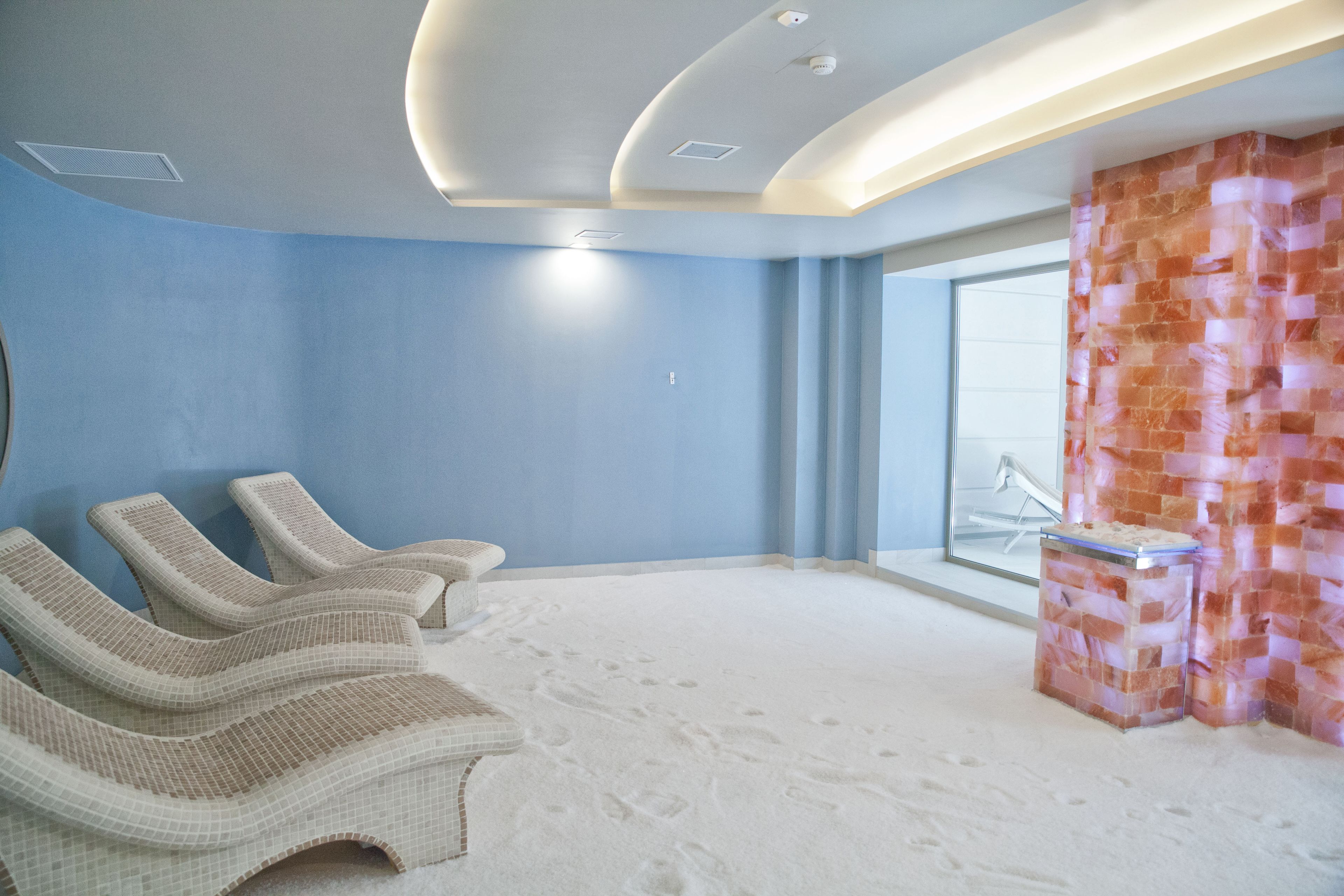 couples treatment room(s), sauna, hot tub, steam room