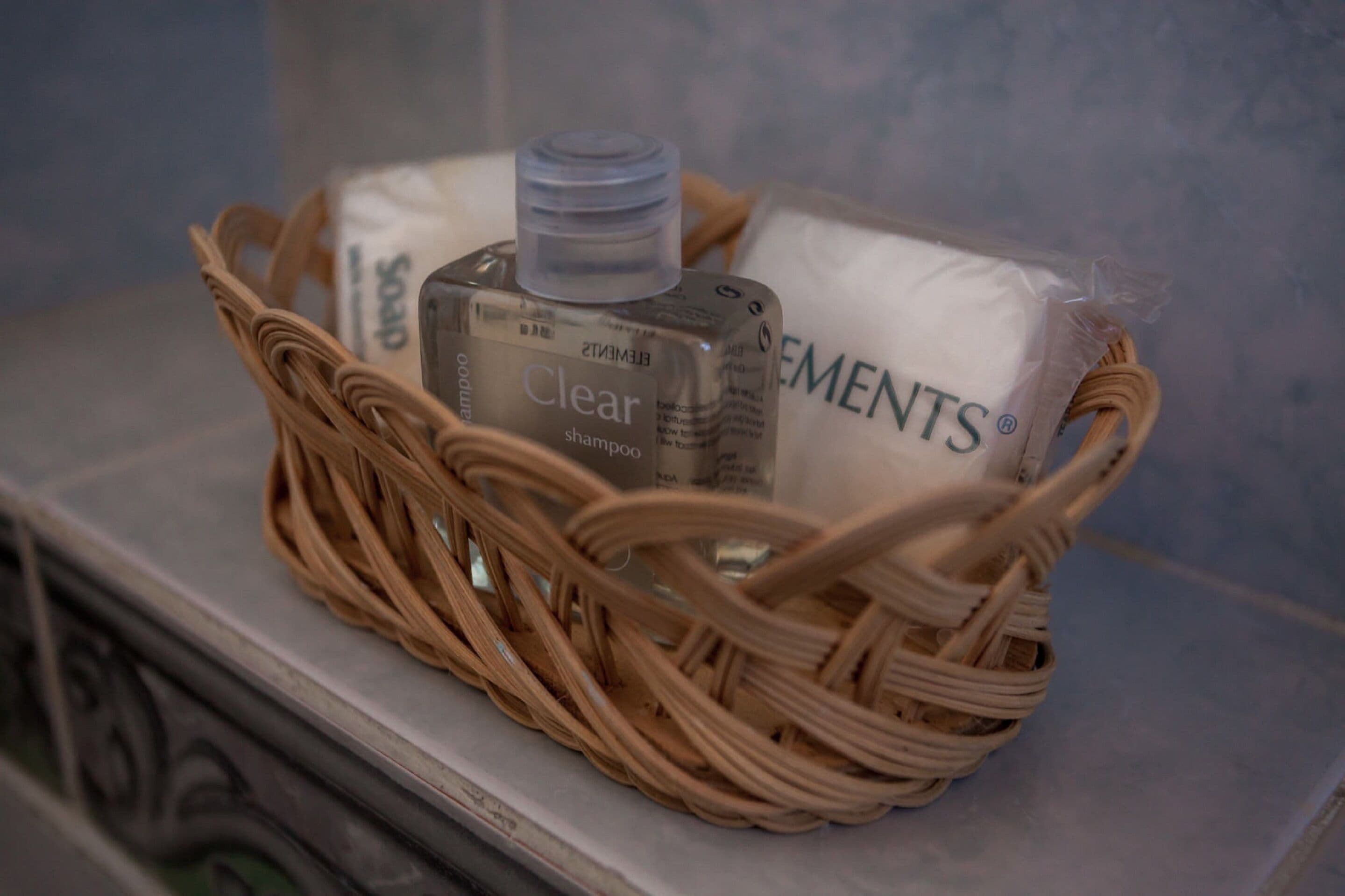 shower, free toiletries, towels