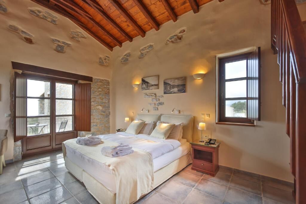 superior room | select comfort beds, minibar, in-room safe, individually decorated