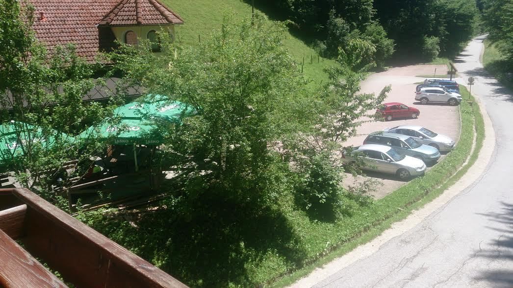 classic triple room, refrigerator | view from property