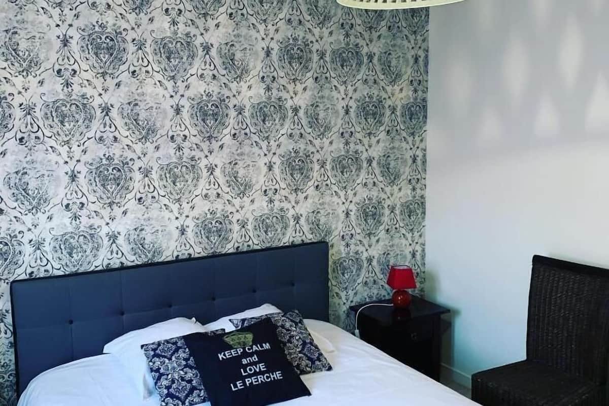 Superior Double Room | Desk, free WiFi, bed sheets