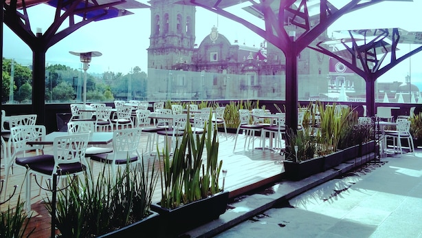 Bar (en la propiedad)