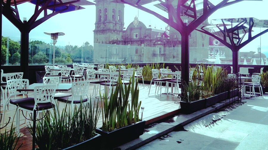 El Encanto