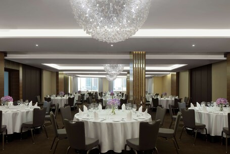 Radisson Blu Hotel Dubai Waterfront - Image 201
