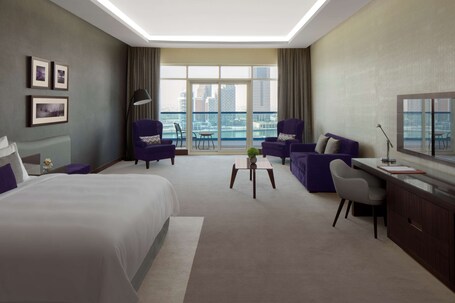 Radisson Blu Hotel Dubai Waterfront - Image 237