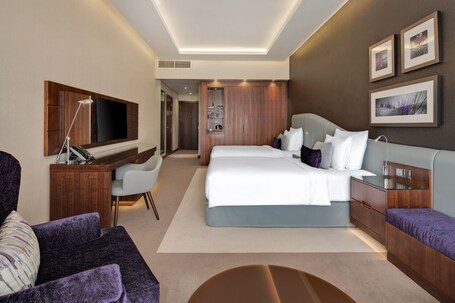 Radisson Blu Hotel Dubai Waterfront - Image 215