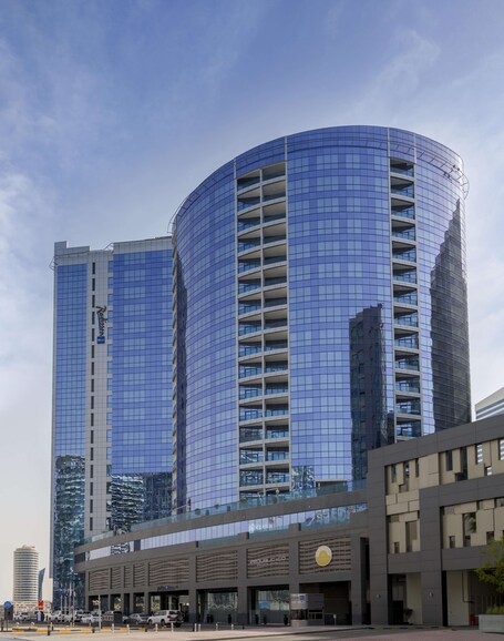 Radisson Blu Hotel Dubai Waterfront - Image 52