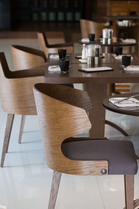 Radisson Blu Hotel Dubai Waterfront - Image 268