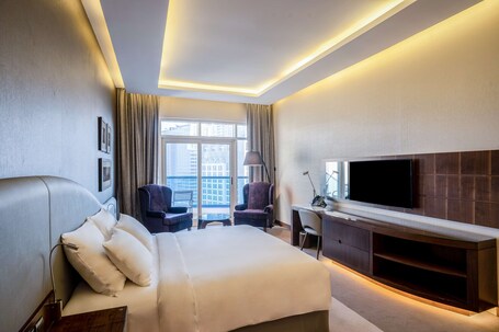 Radisson Blu Hotel Dubai Waterfront - Image 206