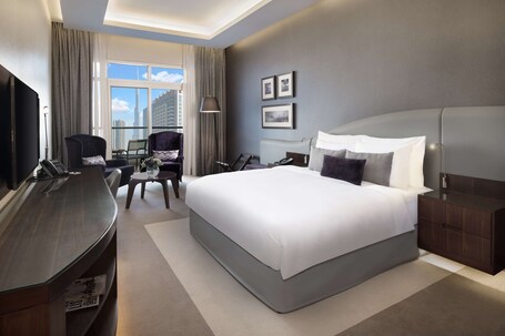 Radisson Blu Hotel Dubai Waterfront - Image 207