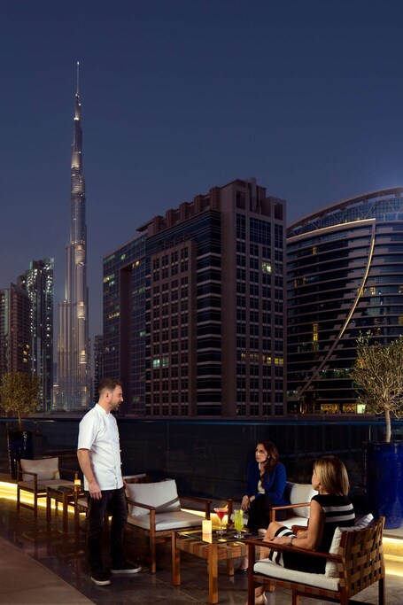 Radisson Blu Hotel Dubai Waterfront - Image 56