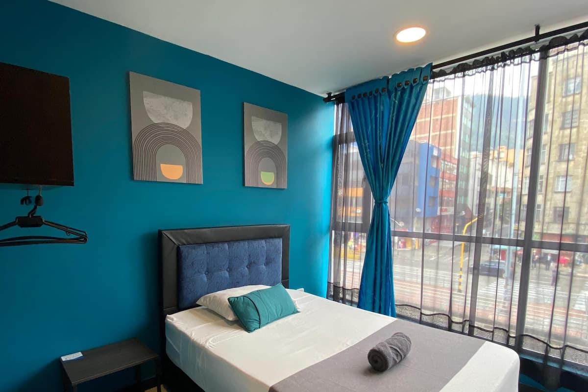Down comforters, laptop workspace, iron/ironing board, free WiFi