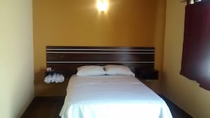Desk, iron/ironing board, rollaway beds, free WiFi