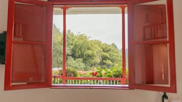 Mountain House - Superior Triple | Ausblick vom Zimmer