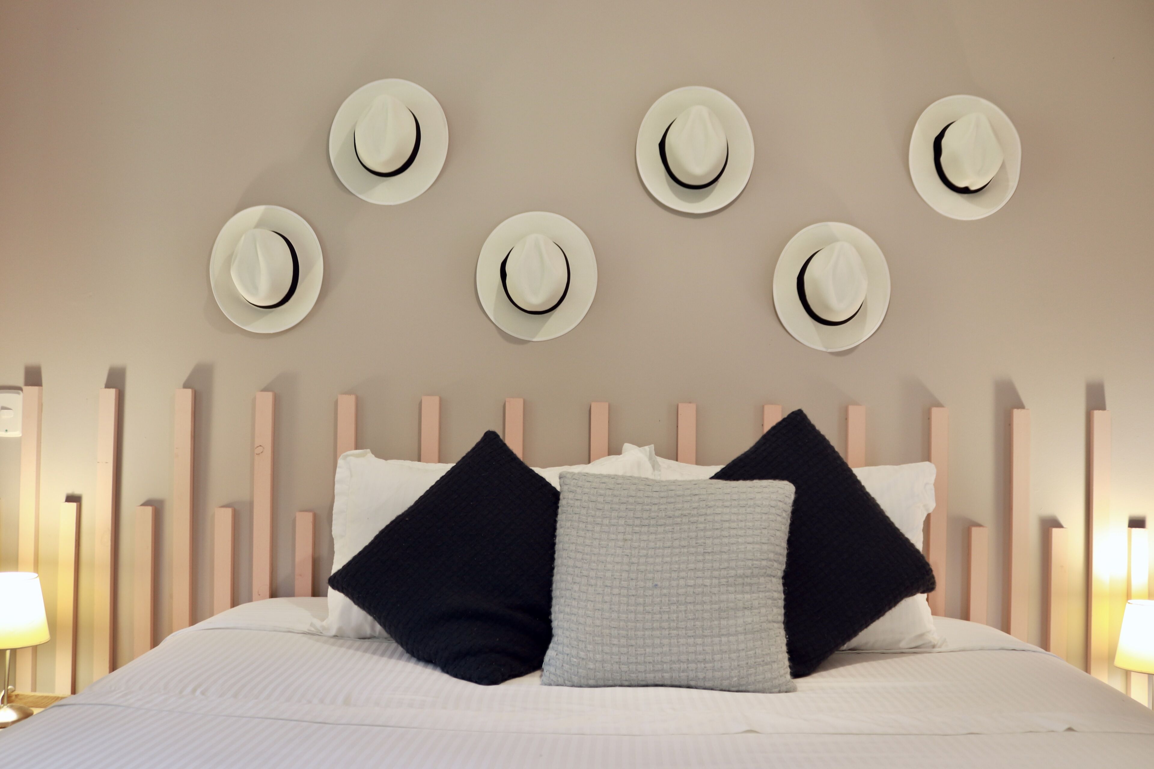 1 bedroom, premium bedding, pillow-top beds, minibar