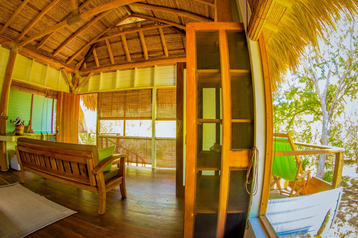 Cabin, 2 Single Beds | Living area