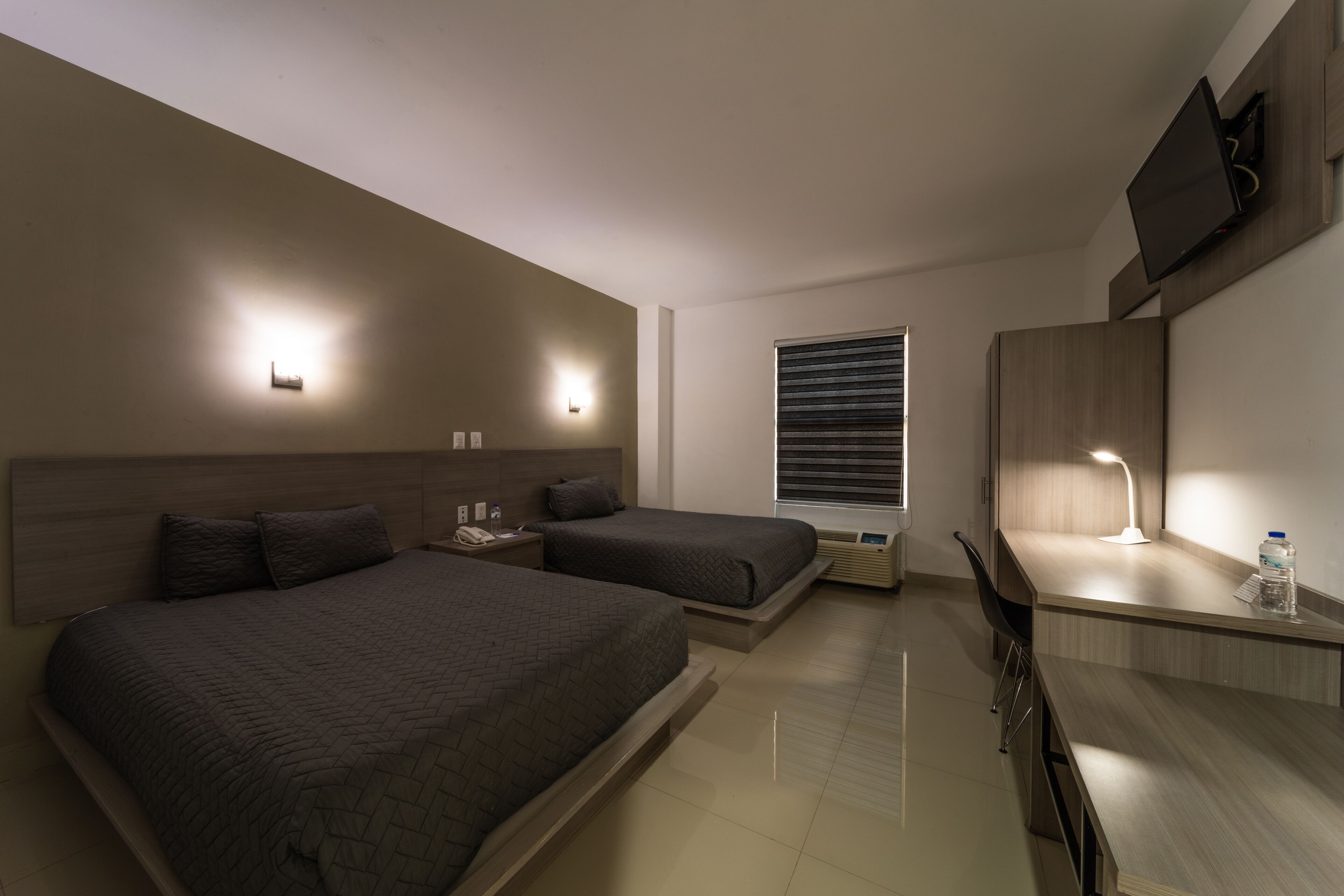 double room, 2 double beds | desk, iron/ironing board, free wifi, bed sheets