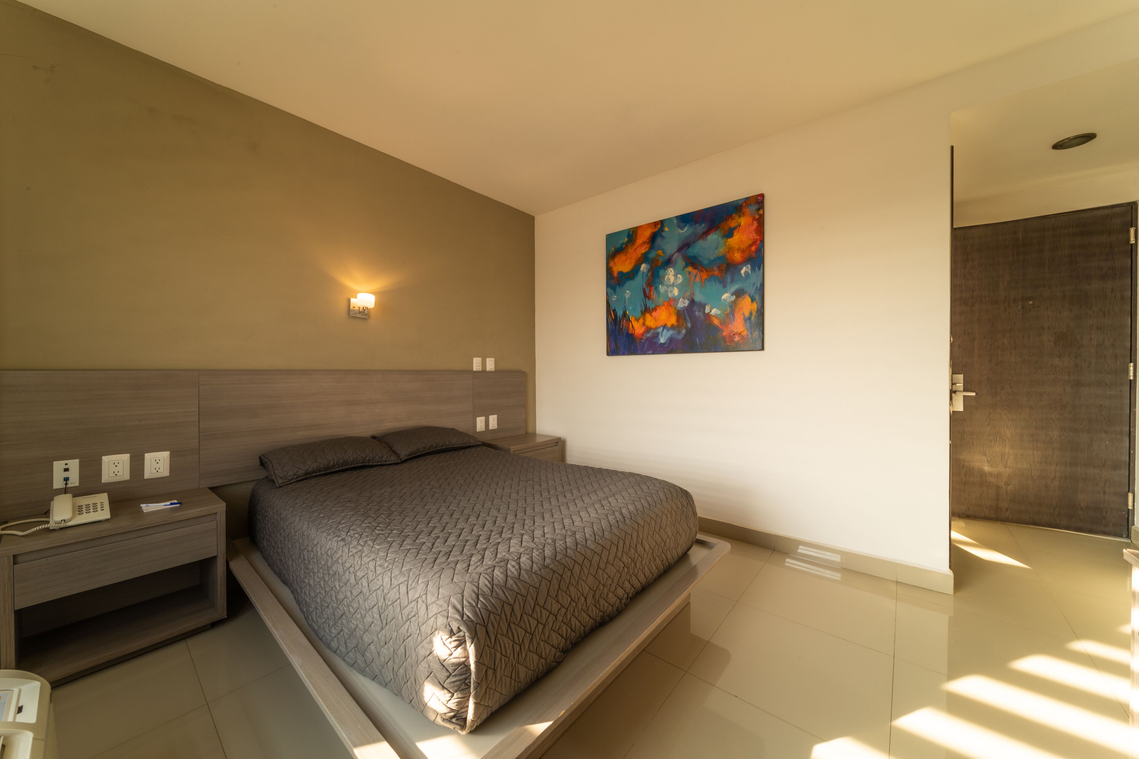 double room, 1 double bed | desk, iron/ironing board, free wifi, bed sheets