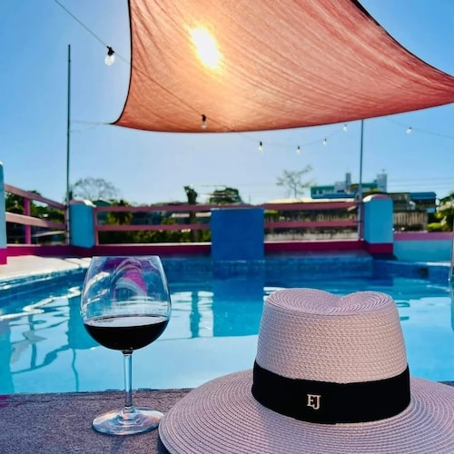 Maya Bella Downtown Hotel