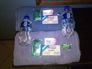 淋浴设施、毛巾