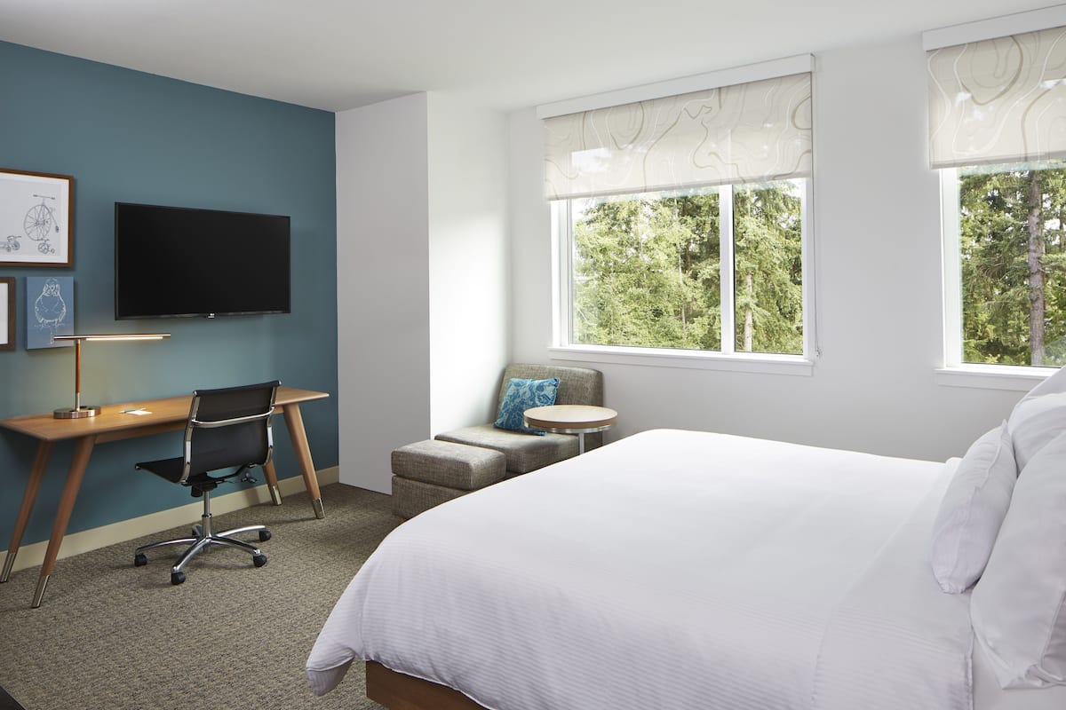 1 Schlafzimmer, hochwertige Bettwaren, Daunenbettdecken