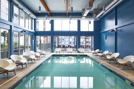 Una piscina techada