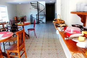 ห้องอาหารเช้า