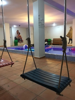 Una piscina techada