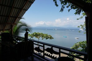 Appartement Confort, plusieurs lits, vue océan | Vue depuis le balcon