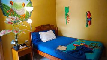 Poolside Cabin | Roupas de cama premium, camas com colchões pillow-top