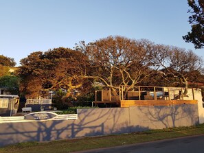 Interior entrance - Surf Motel (eMdloti)