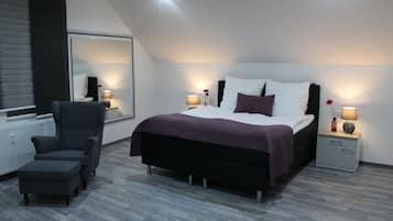 Deluxe-Doppelzimmer | Zimmersafe, Schreibtisch, schallisolierte Zimmer, Zustellbetten
