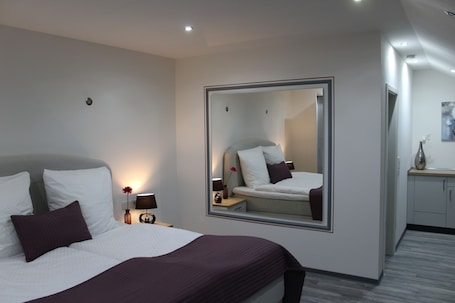 In-room safe, desk, soundproofing, rollaway beds