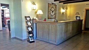 Check-in/check-out kiosk - El Rondon (Cebreros)